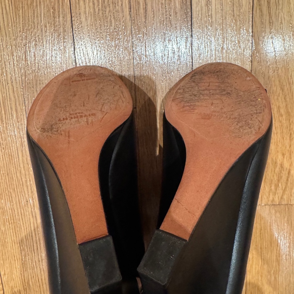 GIVENCHY - Shark Lock - Black leather open-toe wedge bootie/sandals - Picture 11 of 15